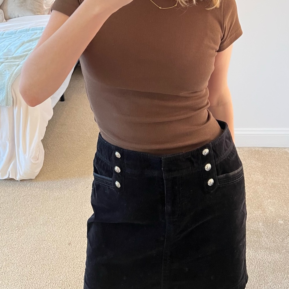 White house Black market velvet mini skirt
